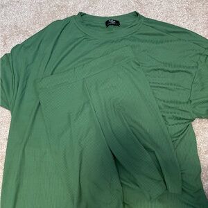 Dressed in Lala robbed biker set